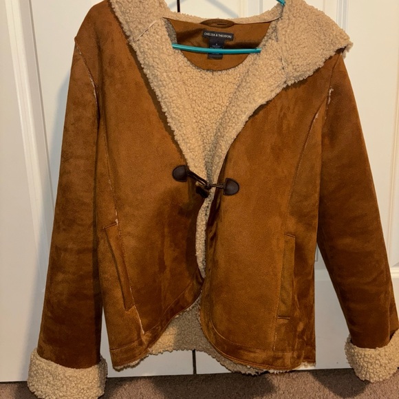 Chelsea & Theodore Tan Teddy Jacket - Picture 2 of 3